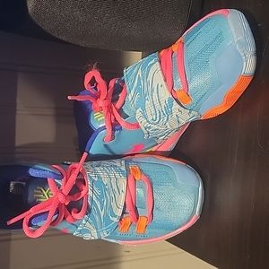 Nike KYRIE 6 "Pool" Basketball shoes